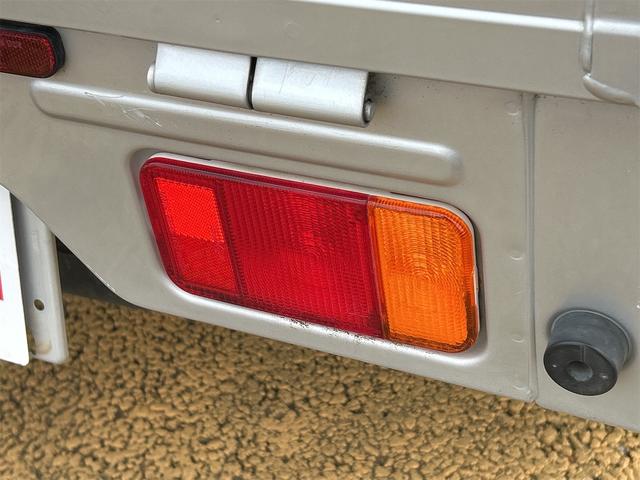 キャリイトラック KCエアコン・パワステ 4WD 3方開 幌付トラック MT エアコン パワーステアリング 運転席エアバッグ 助手席エアバッグ(11枚目)