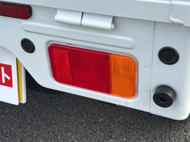 キャリイトラック ＫＣエアコン・パワステ　４ＷＤ　軽トラック　ＭＴ　クリアランスソナー　アイドリングストップ　オートライト　ＡＢＳ　ＥＳＣ　エアコン　パワーステアリング　パワーウィンドウ　運転席エアバッグ　助手席エアバッグ（26枚目）