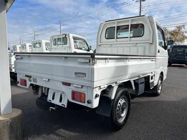 キャリイトラック ＫＣ　４ＷＤ　軽トラック　ＭＴ　エアコン　運転席エアバッグ（8枚目）