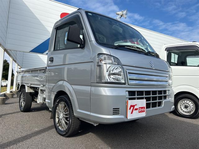 キャリイトラック ＫＣ　４ＷＤ　軽トラック　ＭＴ　ナビ　ＴＶ　オートライト　アルミホイール　ＥＳＣ　エアコン　運転席エアバッグ　助手席エアバッグ　ＣＤ　ＵＳＢ　Ｂｌｕｅｔｏｏｔｈ（5枚目）