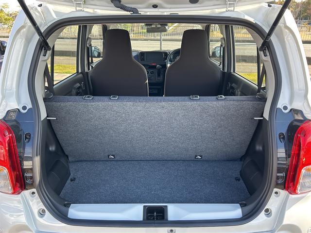 アルト Ｌ　クリアランスソナー　レーンアシスト　衝突被害軽減システム　オートライト　キーレスエントリー　アイドリングストップ　電動格納ミラー　シートヒーター　ＣＶＴ　盗難防止システム　ＡＢＳ　ＥＳＣ（28枚目）