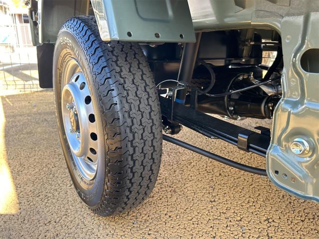 キャリイトラック ＫＣエアコン・パワステ　４ＷＤ　３方開　ＡＴ　クリアランスソナー　アイドリングストップ　オートライト　ＥＳＣ　エアコン　パワーウィンドウ　運転席エアバッグ　助手席エアバッグ（6枚目）