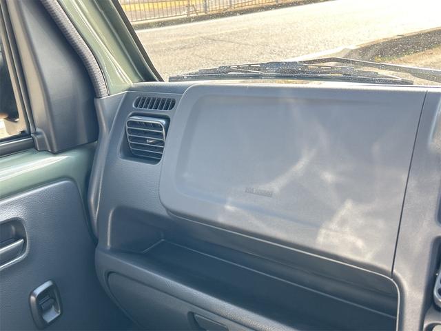 キャリイトラック ＫＣエアコン・パワステ　４ＷＤ　３方開　ＡＴ　クリアランスソナー　アイドリングストップ　オートライト　ＥＳＣ　エアコン　パワーウィンドウ　運転席エアバッグ　助手席エアバッグ（31枚目）