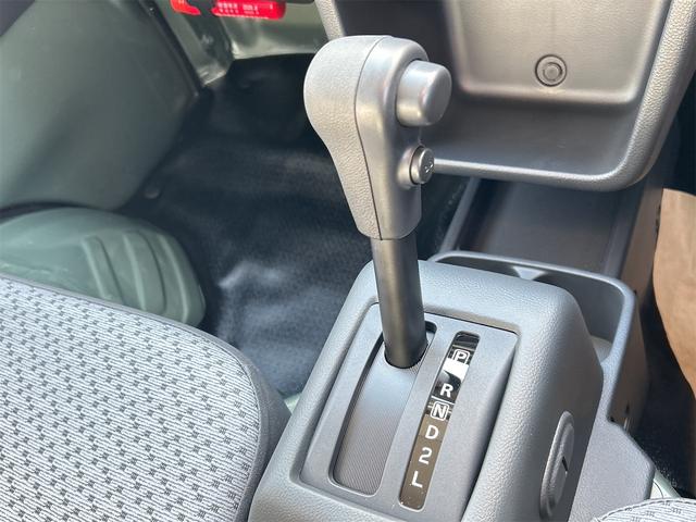 キャリイトラック ＫＣエアコン・パワステ　４ＷＤ　３方開　ＡＴ　クリアランスソナー　アイドリングストップ　オートライト　ＥＳＣ　エアコン　パワーウィンドウ　運転席エアバッグ　助手席エアバッグ（37枚目）