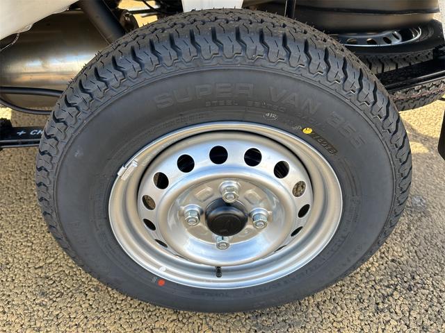 ハイゼットトラック スタンダード 4WD 軽トラック CVT 衝突被害軽減システム クリアランスソナー アイドリングストップ オートライト ESC(18枚目)