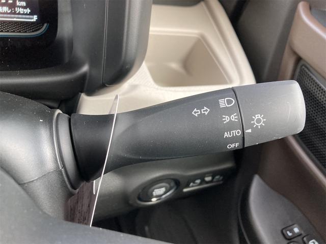 スペーシア ハイブリッドＸ　両側電動スライドドア　クリアランスソナー　オートクルーズコントロール　衝突被害軽減システム　オートライト　ＬＥＤヘッドランプ　スマートキー　アイドリングストップ　電動格納ミラー　シートヒーター（8枚目）