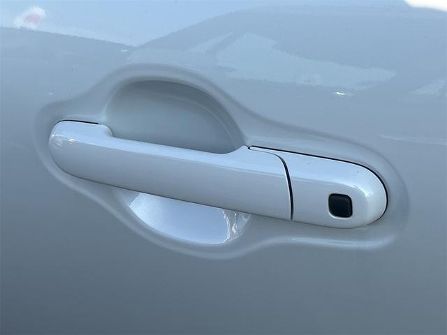 クロスビー ハイブリッドMV クリアランスソナー オートクルーズコントロール レーンアシスト 衝突被害軽減システム オートライト アルミホイール スマートキー アイドリングストップ 電動格納ミラー シートヒーター AT(24枚目)