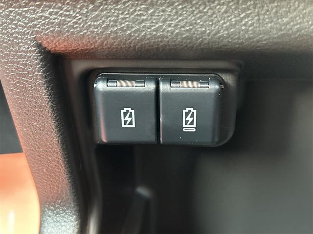 クロスビー ハイブリッドMV クリアランスソナー オートクルーズコントロール レーンアシスト 衝突被害軽減システム オートライト アルミホイール スマートキー アイドリングストップ 電動格納ミラー シートヒーター AT(40枚目)