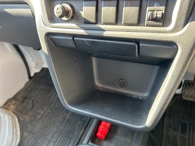 スクラムトラック ＫＣパワステ　ＭＴ　エアコン　パワーステアリング　運転席エアバッグ（37枚目）