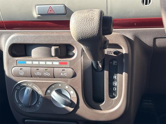 アルトラパンショコラ Ｇ　ナビ　ＴＶ　オートライト　ＨＩＤ　スマートキー　アイドリングストップ　電動格納ミラー　ベンチシート　ＣＶＴ　盗難防止システム　ＡＢＳ　ＣＤ　ＵＳＢ　衝突安全ボディ　エアコン　パワーステアリング（7枚目）