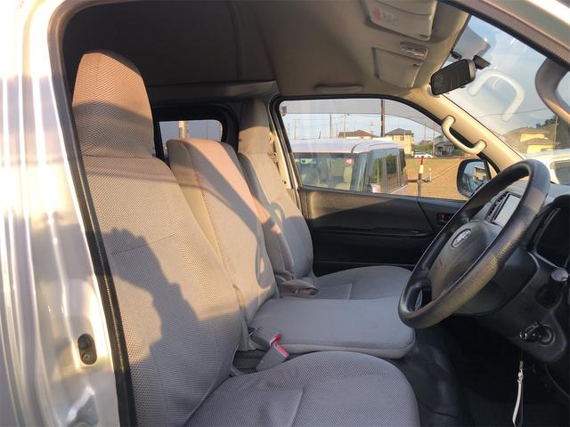 レジアスエースバン ロングＤＸ　ＧＬパッケージ　ナビＴＶ　ワンセグＴＶ　ＥＴＣ　電動格納ミラー　パワーウィンドウ　パワーステアリング　エアコン　タイベル交換済み（16枚目）