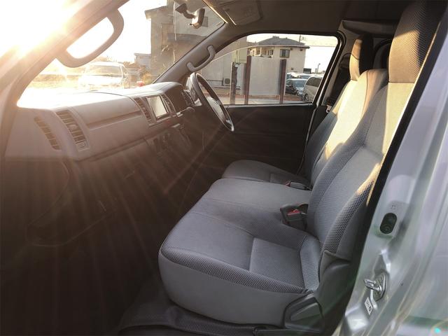 レジアスエースバン ロングＤＸ　ＧＬパッケージ　ナビＴＶ　ワンセグＴＶ　ＥＴＣ　電動格納ミラー　パワーウィンドウ　パワーステアリング　エアコン　タイベル交換済み（17枚目）