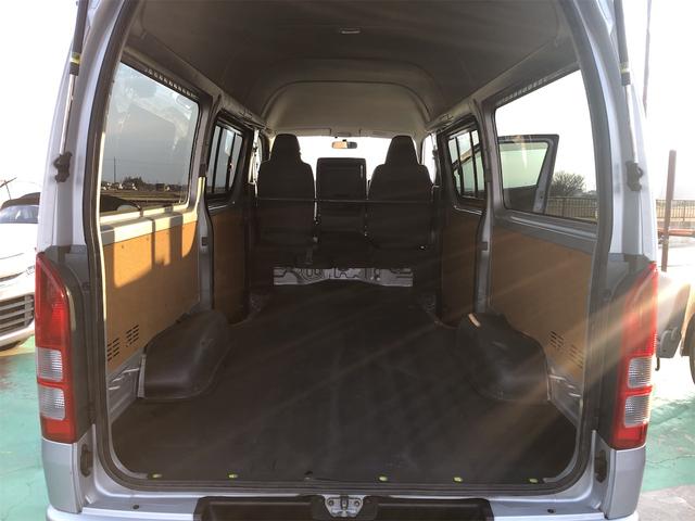 レジアスエースバン ロングＤＸ　ＧＬパッケージ　ナビＴＶ　ワンセグＴＶ　ＥＴＣ　電動格納ミラー　パワーウィンドウ　パワーステアリング　エアコン　タイベル交換済み（20枚目）