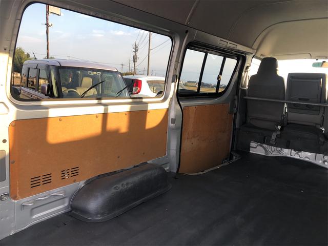 レジアスエースバン ロングＤＸ　ＧＬパッケージ　ナビＴＶ　ワンセグＴＶ　ＥＴＣ　電動格納ミラー　パワーウィンドウ　パワーステアリング　エアコン　タイベル交換済み（21枚目）