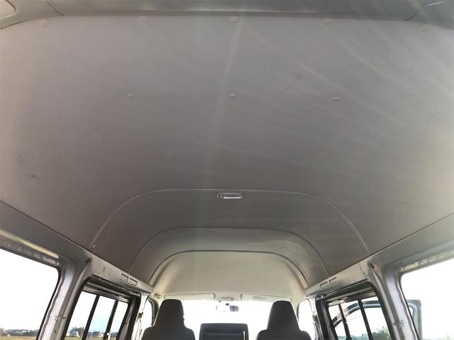 レジアスエースバン ロングＤＸ　ＧＬパッケージ　ナビＴＶ　ワンセグＴＶ　ＥＴＣ　電動格納ミラー　パワーウィンドウ　パワーステアリング　エアコン　タイベル交換済み（22枚目）