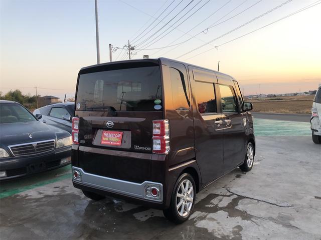 ウェイク Ｌ　サイドエアバッグ　エアバック　エコアイドル　Ｗエアバック　キーレスエントリー　ナビＴＶ　パワーウインドウ　フルオートエアコン　ＬＥＤライト　電動格納ミラー　オートライト　ＡＢＳ　ＥＳＣ　衝突安全ボディ（6枚目）