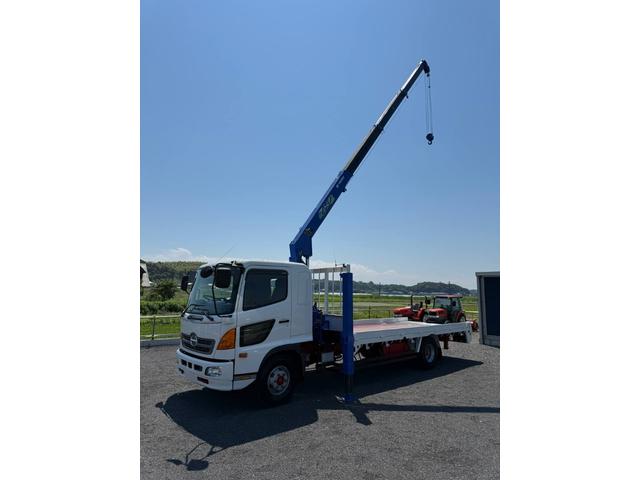 ヒノレンジャー 　レンジャー　ベッド付き　　６ＭＴ　４段セルフクレーン　ハイジャッキ　ラジコン　フックイン　２．９トン吊り　積載量：２２００ｋｇ　車検：令和７年１１月まで　ＥＴＣ　重機運搬車（10枚目）