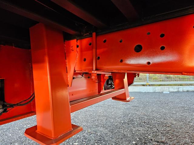 プロフィア ベースグレード 平成20年9月モデル 積載12300kg 荷台寸法890x240 車検令和8年11月まで タダノZF503SL 3段クレーン付 ラジコン・フックイン ベッド付き(26枚目)