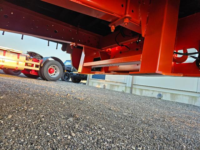 プロフィア ベースグレード 平成20年9月モデル 積載12300kg 荷台寸法890x240 車検令和8年11月まで タダノZF503SL 3段クレーン付 ラジコン・フックイン ベッド付き(27枚目)