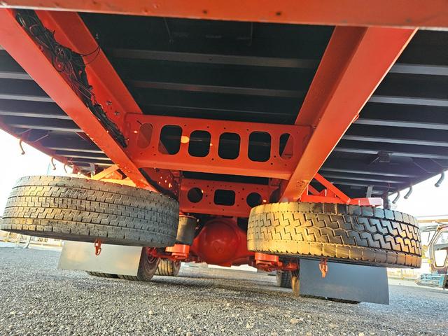 プロフィア ベースグレード 平成20年9月モデル 積載12300kg 荷台寸法890x240 車検令和8年11月まで タダノZF503SL 3段クレーン付 ラジコン・フックイン ベッド付き(28枚目)