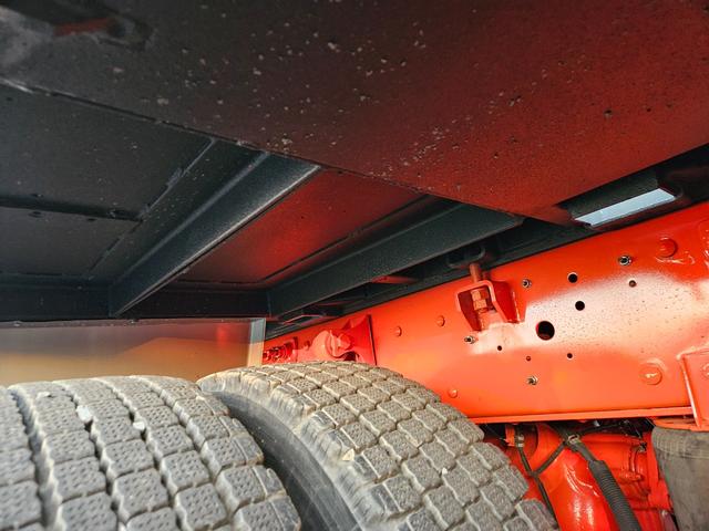 プロフィア ベースグレード 平成20年9月モデル 積載12300kg 荷台寸法890x240 車検令和8年11月まで タダノZF503SL 3段クレーン付 ラジコン・フックイン ベッド付き(51枚目)