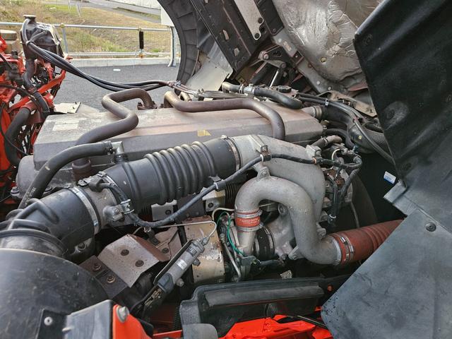 プロフィア ベースグレード 平成20年9月モデル 積載12300kg 荷台寸法890x240 車検令和8年11月まで タダノZF503SL 3段クレーン付 ラジコン・フックイン ベッド付き(72枚目)