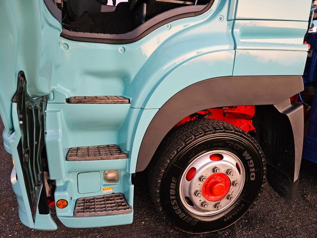 プロフィア ベースグレード 平成20年9月モデル 積載12300kg 荷台寸法890x240 車検令和8年11月まで タダノZF503SL 3段クレーン付 ラジコン・フックイン ベッド付き(78枚目)