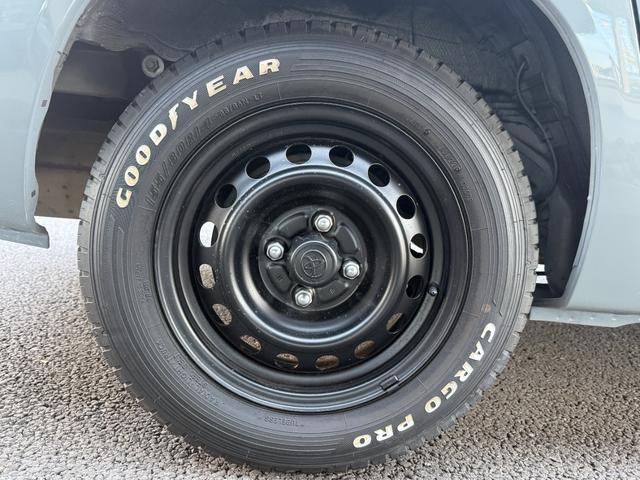 サクシード UL 全塗装車 キャリア付 フルフラットシート(13枚目)