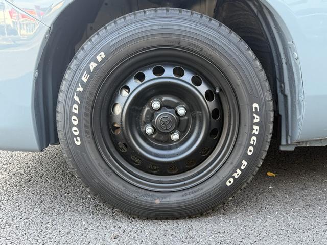 サクシード UL 全塗装車 キャリア付 フルフラットシート(16枚目)