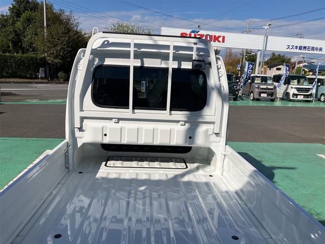 スーパーキャリイ 4WD 軽トラック AT 衝突被害軽減システム クリアランスソナー レーンアシスト アイドリングストップ 電動格納ミラー オートライト ESC エアコン パワーウィンドウ 運転席エアバッグ(17枚目)