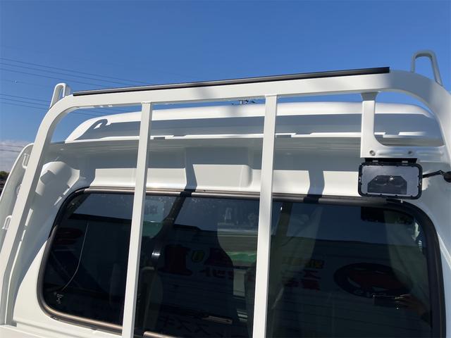 スーパーキャリイ 4WD 軽トラック AT 衝突被害軽減システム クリアランスソナー レーンアシスト アイドリングストップ 電動格納ミラー オートライト ESC エアコン パワーウィンドウ 運転席エアバッグ(21枚目)