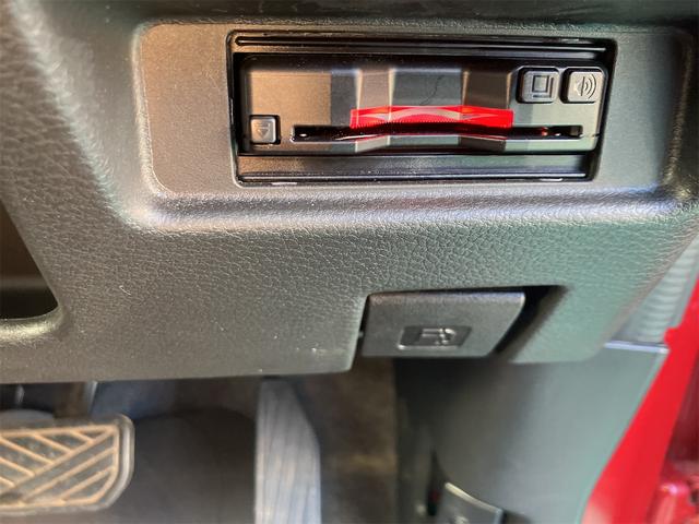 スペーシアギア 　ＥＴＣ　両側電動スライドドア　クリアランスソナー　レーンアシスト　衝突被害軽減システム　オートライト　スマートキー　アイドリングストップ　ベンチシート　ＣＶＴ　ＥＳＣ　ルーフレール（3枚目）