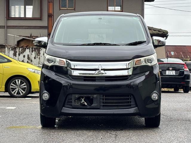 ｅＫカスタム Ｔ　車検２年付　電動格納式ドアミラー　Ｓキー　Ｂカメラ　Ｗエアバック　セキュリティアラーム　エアバック　ベンチシート　衝突安全ボディ　キーレスエントリー　ＡＢＳ　パワステ　ＰＷ　ＡＣ（3枚目）