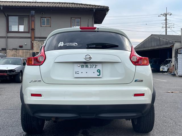 ジューク １５ＲＸ　Ｂｌｕｅｔｏｏｔｈ　バックカメラ　ＥＴＣ　オートエアコン　スマートキー（3枚目）