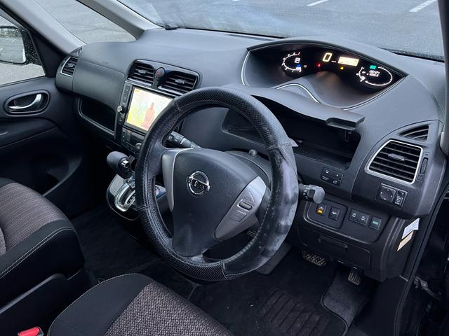 セレナ ハイウェイスターS-HVアドバンスドセーフティパック(16枚目)