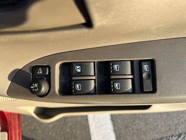 タント L SA 電動スライドドア 横滑り防止 ダブルエアバック パワーウィンド キーレスキー(7枚目)