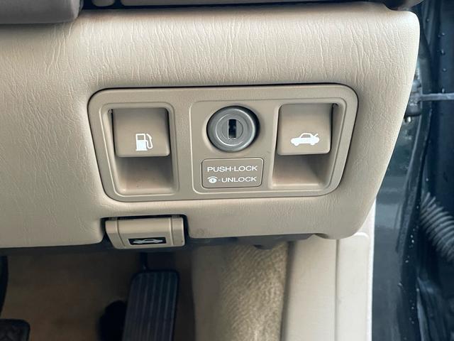 セルシオ C仕様 5万キロ台 車検2年付 エアサス レグノ(16枚目)