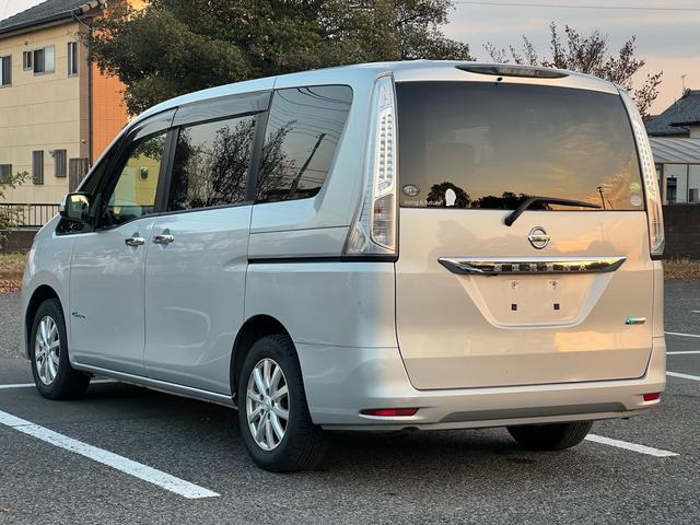 セレナ ２０Ｘ　Ｓ－ハイブリッド　車検２年付　ナビ（3枚目）