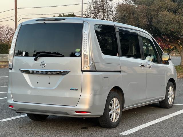セレナ ２０Ｘ　Ｓ－ハイブリッド　車検２年付　ナビ（5枚目）