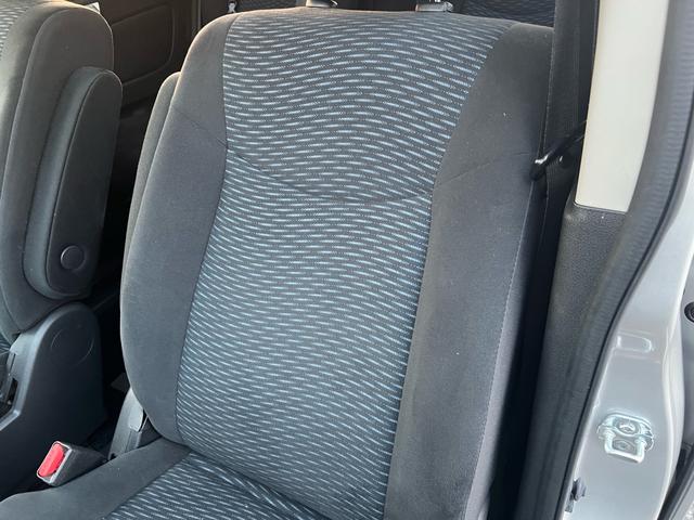 セレナ ２０Ｘ　Ｓ－ハイブリッド　車検２年付　ナビ（28枚目）