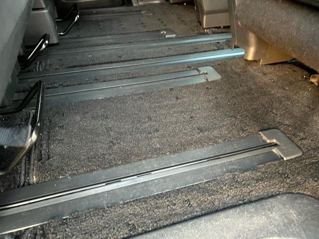 セレナ ２０Ｘ　Ｓ－ハイブリッド　車検２年付　ナビ（32枚目）