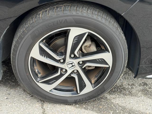 オデッセイ アブソルート　車検２年付　フリップダウンモニター　両側電動スライドドア　ＥＴＣ　バックカメラ　Ｂｌｕｅｔｏｏｔｈ（8枚目）