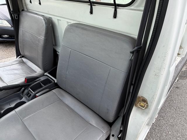 サンバートラック ベースグレード　ＭＴ５速（28枚目）