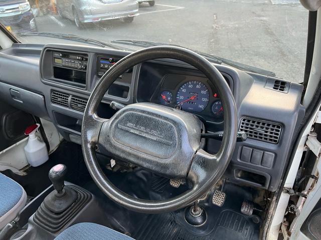 サンバートラック ＴＣ　車検２年付　エアコン　ＭＴ５速　４ＷＤ（13枚目）