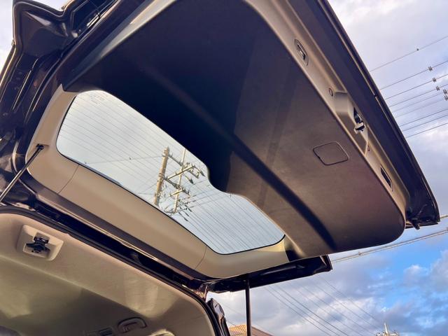 エルグランド 350ハイウェイスタープレミアム サイドリフトアップシート車 福祉車両 レザーシート シートヒーター アラウンドビューモニター 両側電動スライドドア パワーバックドア インテリジェントクルーズコントロール ナビ TV ETC ドラレコ(25枚目)