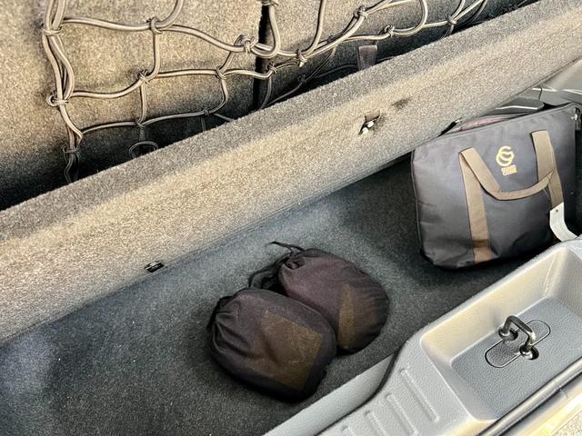 エルグランド 350ハイウェイスタープレミアム サイドリフトアップシート車 福祉車両 レザーシート シートヒーター アラウンドビューモニター 両側電動スライドドア パワーバックドア インテリジェントクルーズコントロール ナビ TV ETC ドラレコ(27枚目)