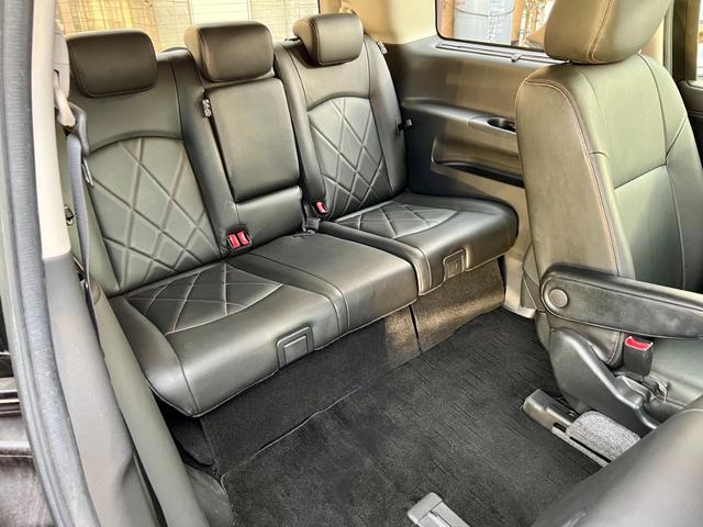 エルグランド 350ハイウェイスタープレミアム サイドリフトアップシート車 福祉車両 レザーシート シートヒーター アラウンドビューモニター 両側電動スライドドア パワーバックドア インテリジェントクルーズコントロール ナビ TV ETC ドラレコ(46枚目)