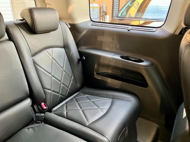 エルグランド 350ハイウェイスタープレミアム サイドリフトアップシート車 福祉車両 レザーシート シートヒーター アラウンドビューモニター 両側電動スライドドア パワーバックドア インテリジェントクルーズコントロール ナビ TV ETC ドラレコ(47枚目)