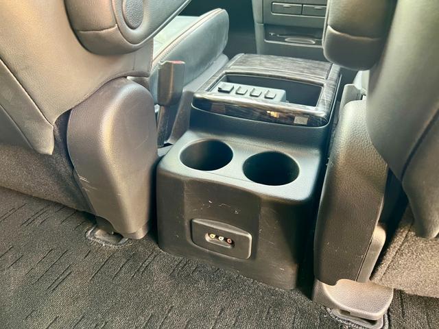 エルグランド 350ハイウェイスタープレミアム サイドリフトアップシート車 福祉車両 レザーシート シートヒーター アラウンドビューモニター 両側電動スライドドア パワーバックドア インテリジェントクルーズコントロール ナビ TV ETC ドラレコ(55枚目)