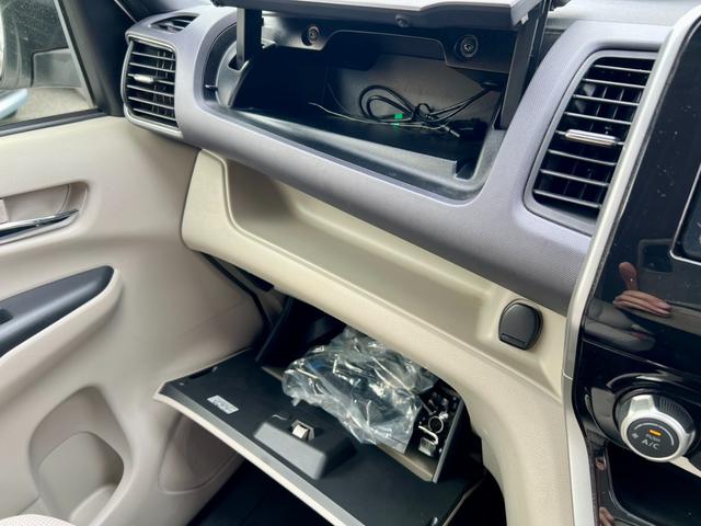 セレナ Ｘ　チェアキャブ　リフタータイプ　８ナンバー福祉車両（41枚目）